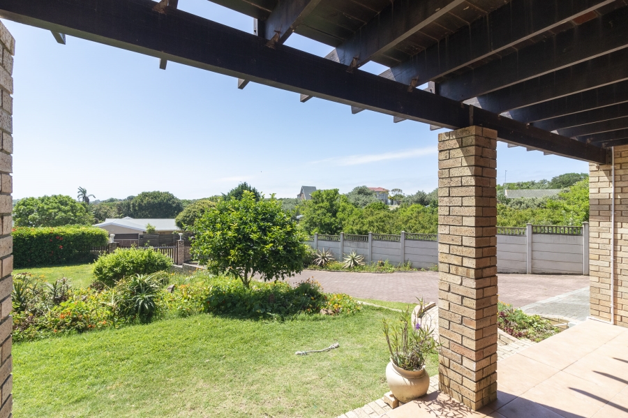 5 Bedroom Property for Sale in Forest Downs Eastern Cape